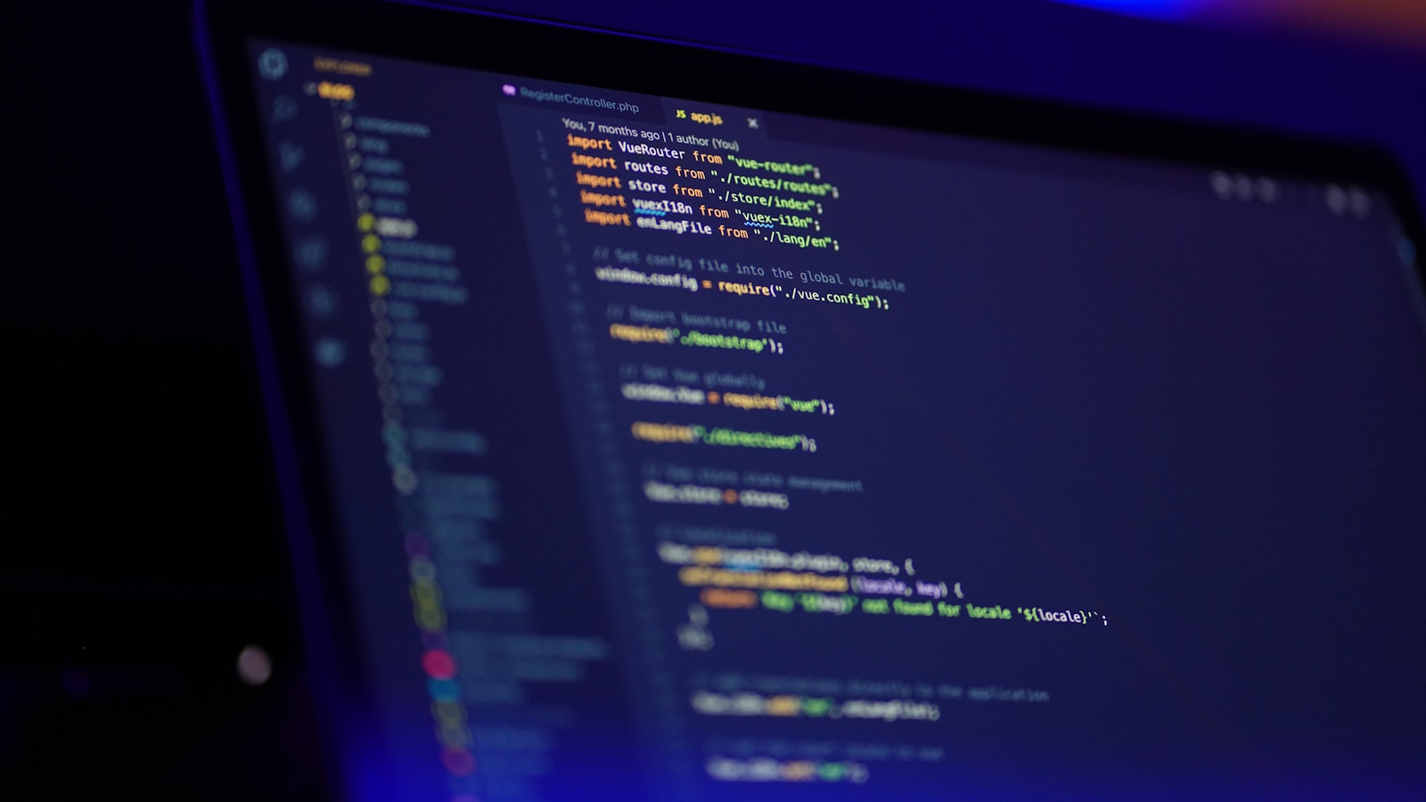 08 software development laptop screen displaying colorful code 8qEB0fTe9Vw